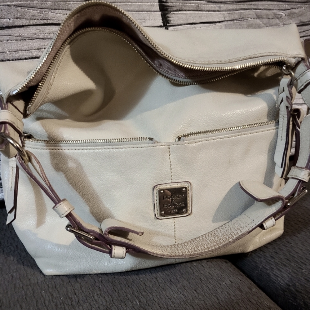 DOONEY & BOURKE DILLEN IVORY PEBBLED LEATHER POCKET SAC HOBO LARGE HANDBAG